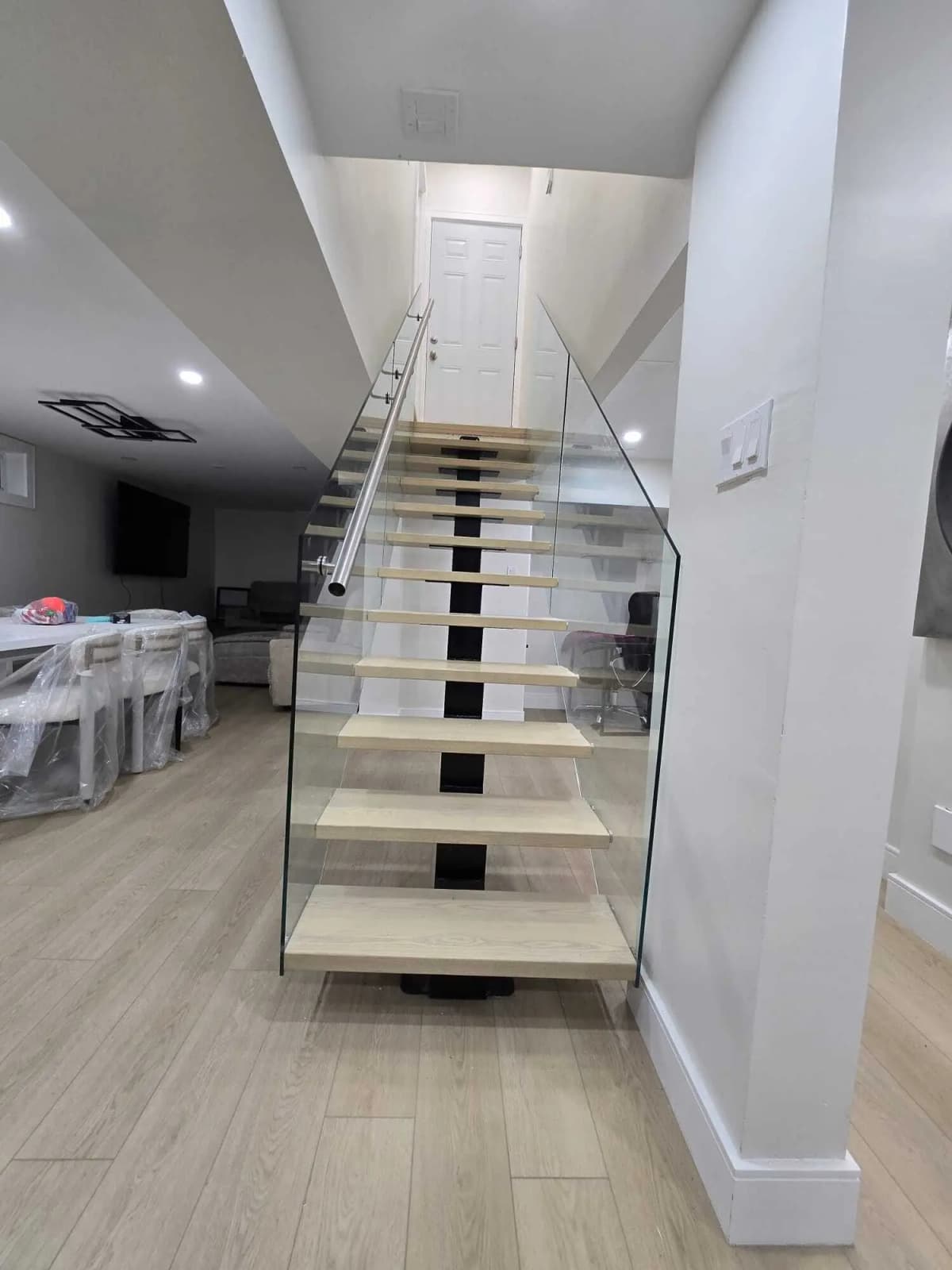 Basement Finish image 6