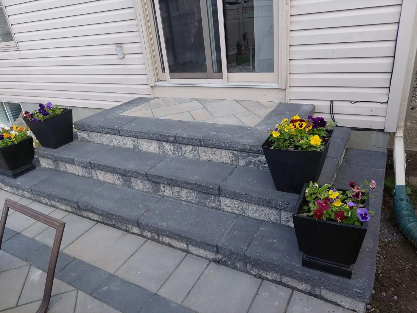 Interlock Installation project in Ottawa by Aelia Construction and Design (6 of 8)