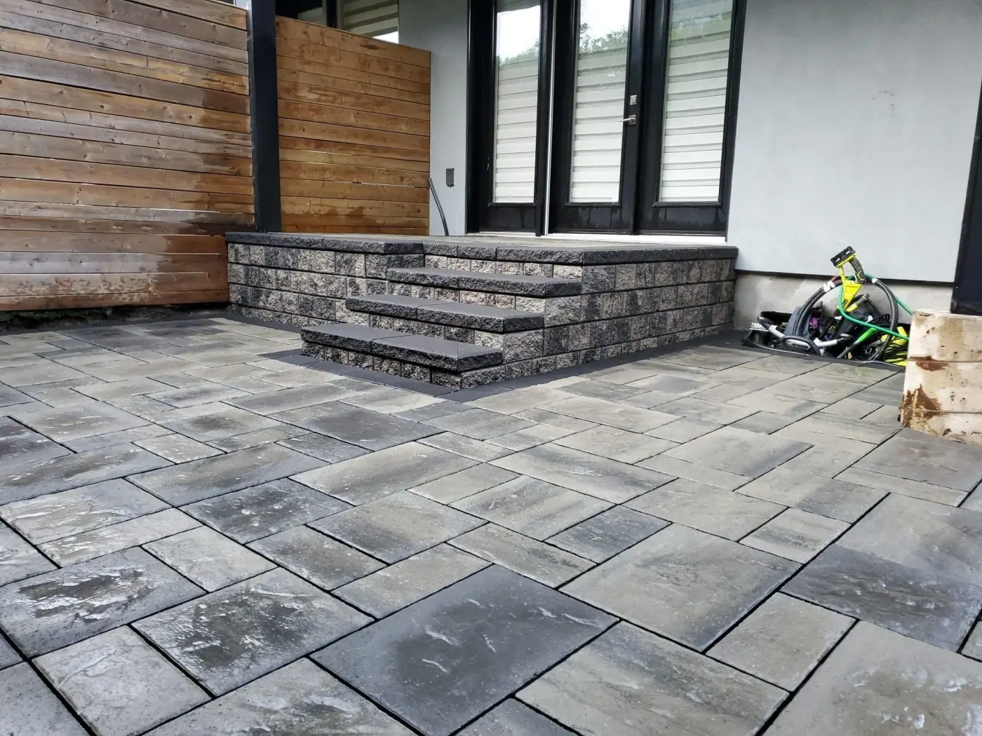 Interlock Installation project in Ottawa by Aelia Construction and Design (7 of 8)